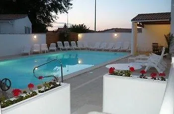 Jerodel Hotel